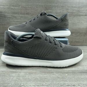 Kizik Lima Hands Free Slip On Shoes Mens 10.5 Athletic Sneakers Grey/ White